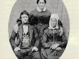 Costumes de Guernes